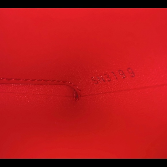 Authentic new Louis Vuitton Kirigami Pochette med - Picture 4 of 8